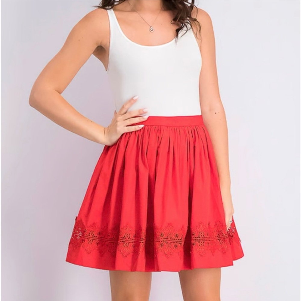 Alice + Olivia Lace-Inset Pouf Mini Skirt, Red, Size 8, EUC